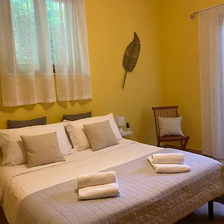 Mondello Holiday Home Apartment *